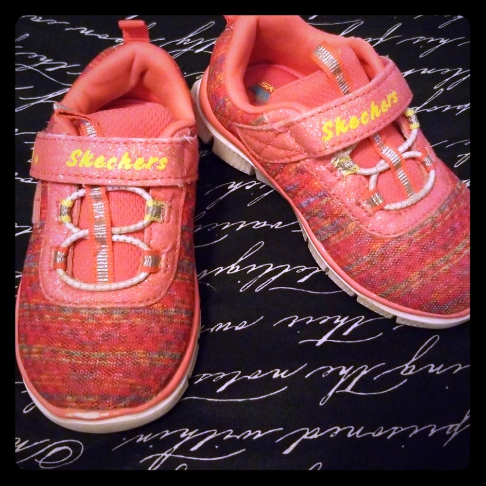 Toddler 7 skechers memory gel infused